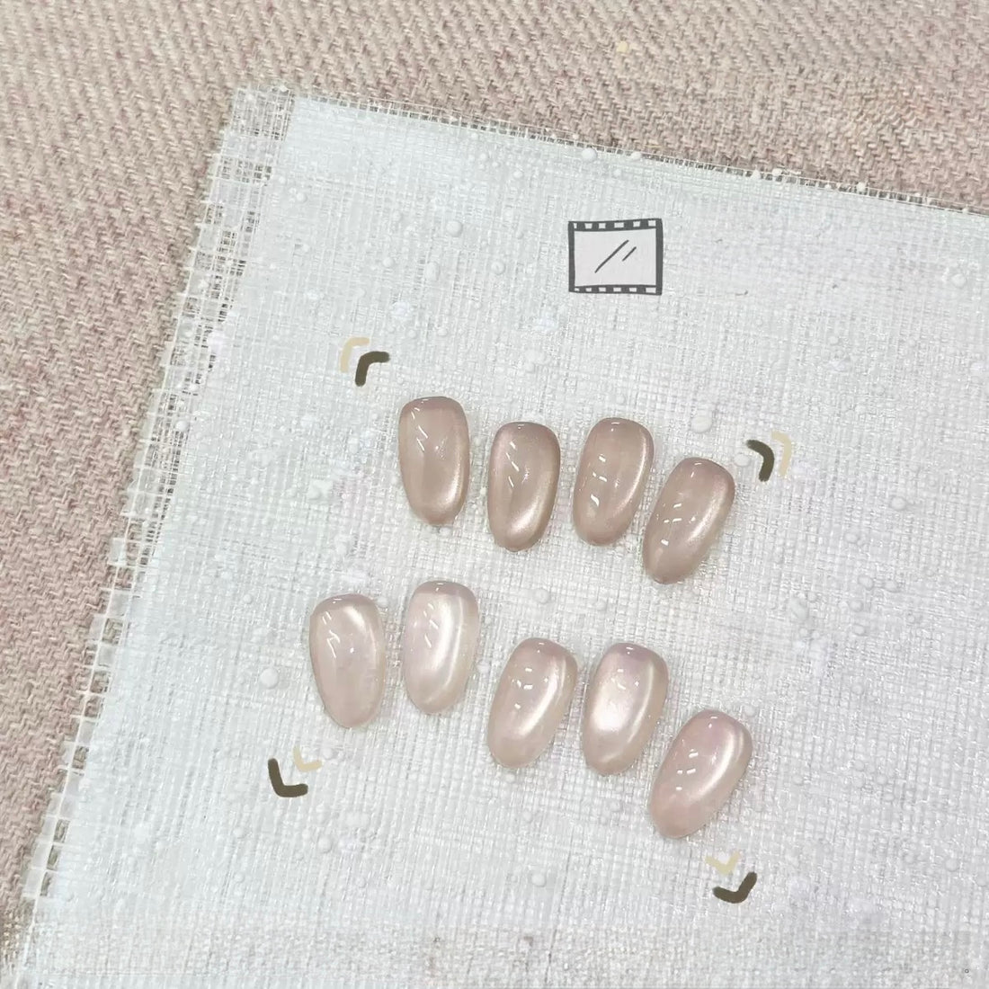 Kale Plus Cat Eye Gel – Tiny Moments Collection Magnetic Nail Gel Polish